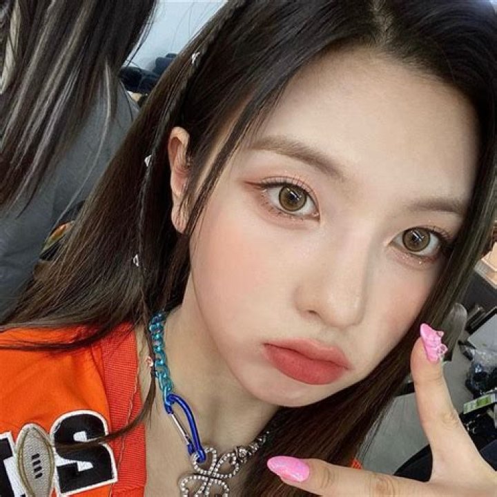 Bae Jinsol: The Rising Star of K-Pop