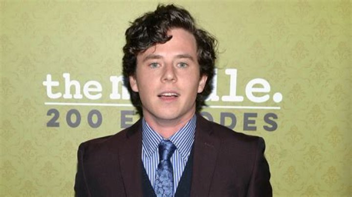 Charlie McDermott: The Rise of a Talented Actor