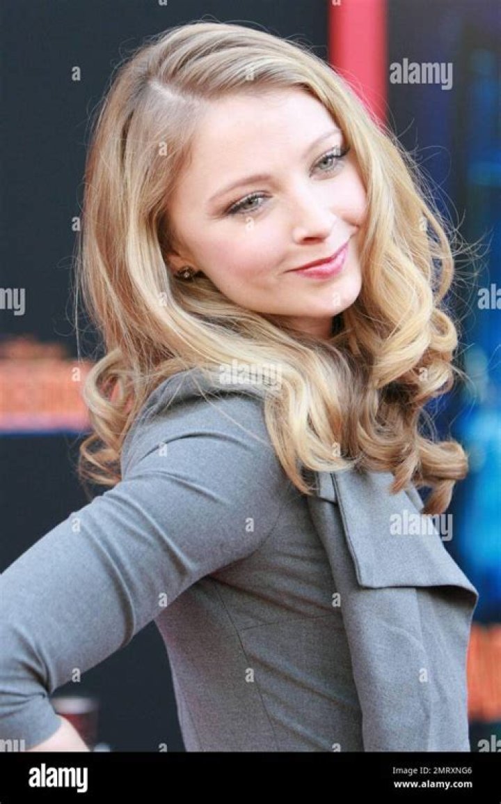 Elisabeth Harnois: A Talented Actress and Rising Star