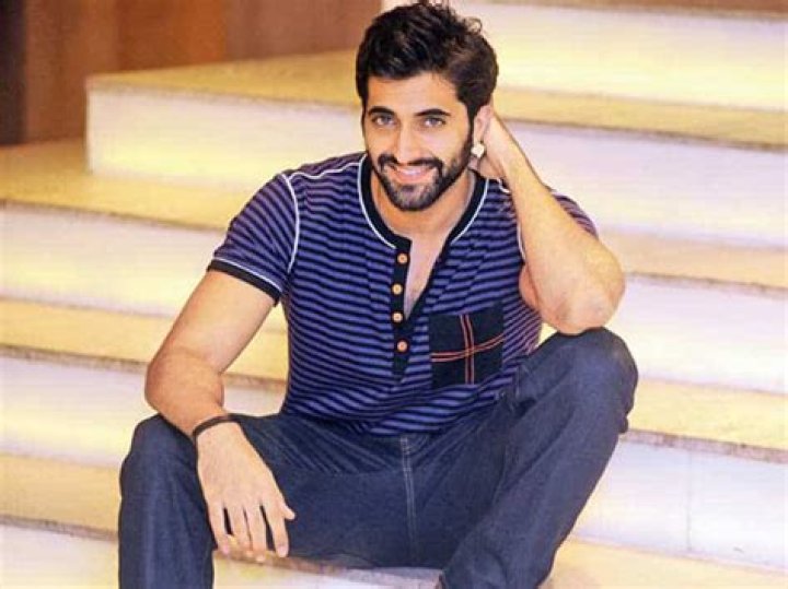 Exploring the Life and Career of Akshay Oberoi: A Rising Star in Indian Cinema