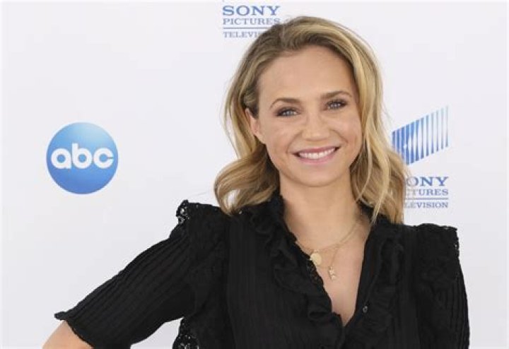 Fiona Gubelmann on Motherhood and the Joys of Family Life