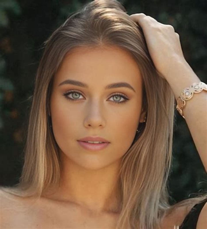Hailey Grice: A Rising Star in the World of Social Media Influencing