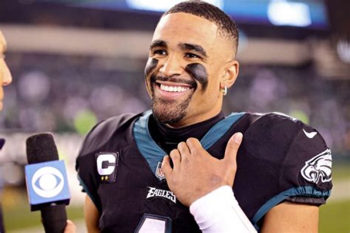 Jalen Hurts: A Glimpse into His Life as a New Dad