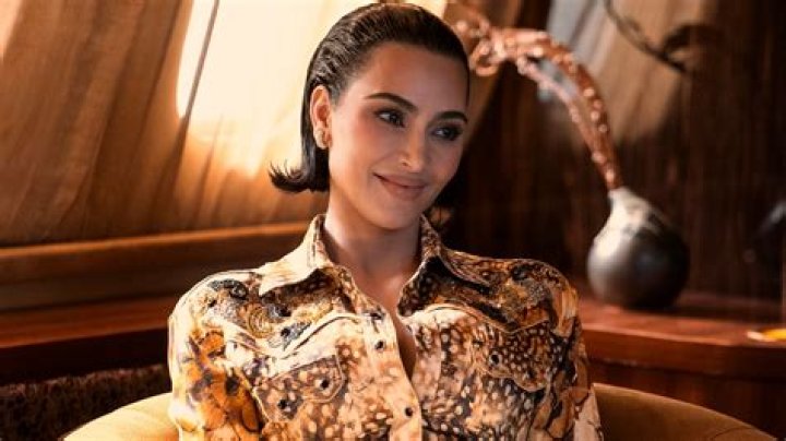 Kim Kardashian Transitioning: A Deep Dive into Her Journey