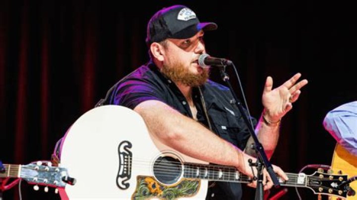 Luke Combs' Political Party: Uncovering the Country Star's Beliefs