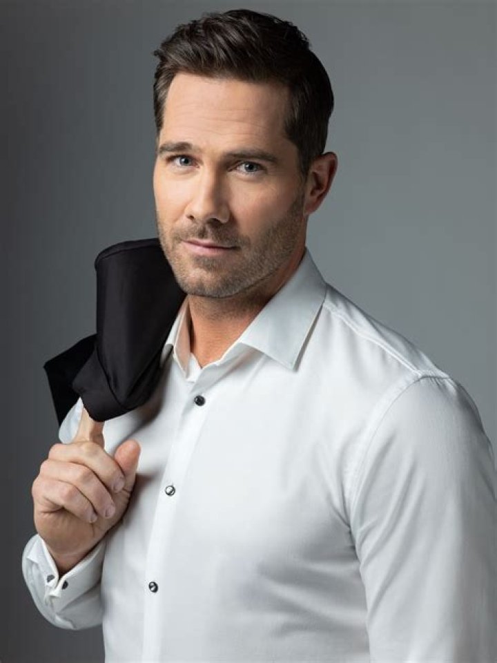 Luke McFarlane: The Rising Star of Hollywood