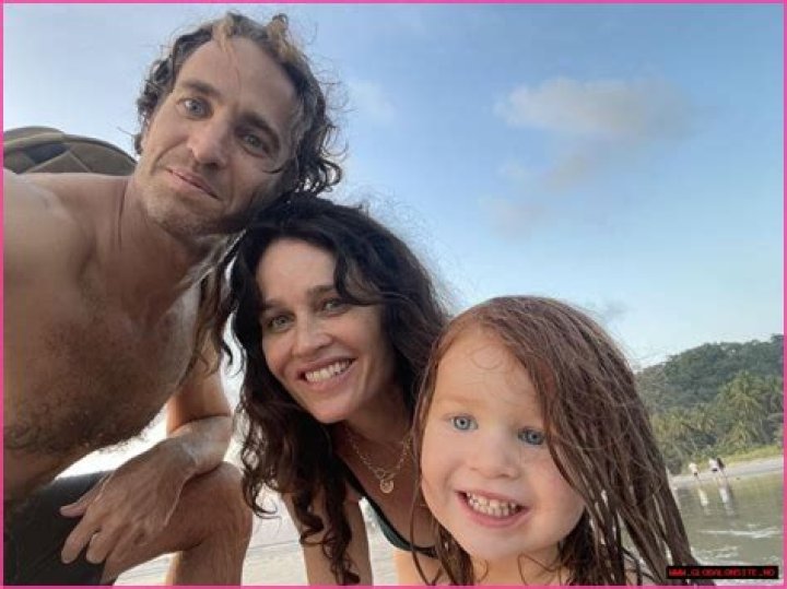 Robin Tunney Car Accident: Details and Recovery