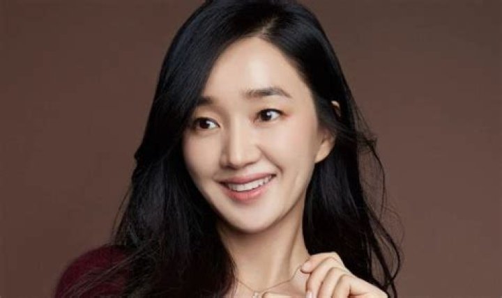 Soo Ae Husband: Unveiling the Personal Life of the Renowned Actress