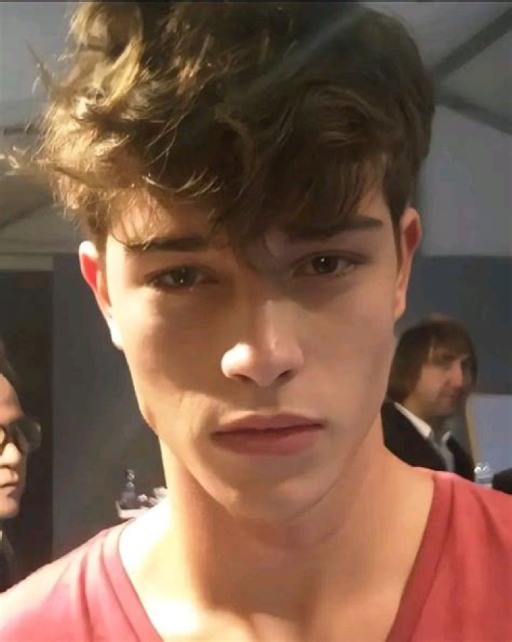 The Enchanting World of Chico Lachowski: A Model's Journey