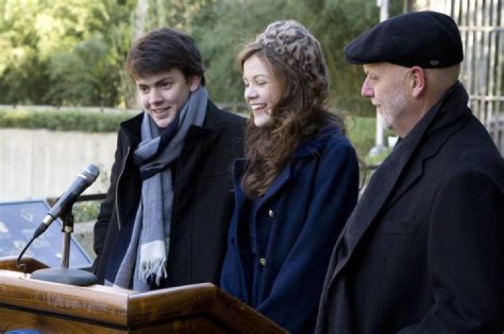 The Enigmatic Life of Skandar Keynes' Wife: An In-Depth Exploration