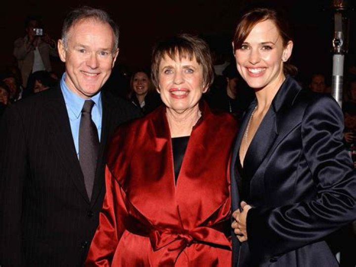 Who is Jennifer Garner's Mother? A Deep Dive into the Life of Patricia Garner